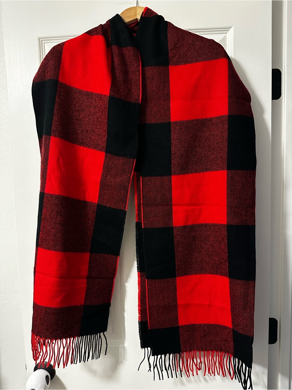 J Crew factory Red and Black Buffalo plaid scarf
